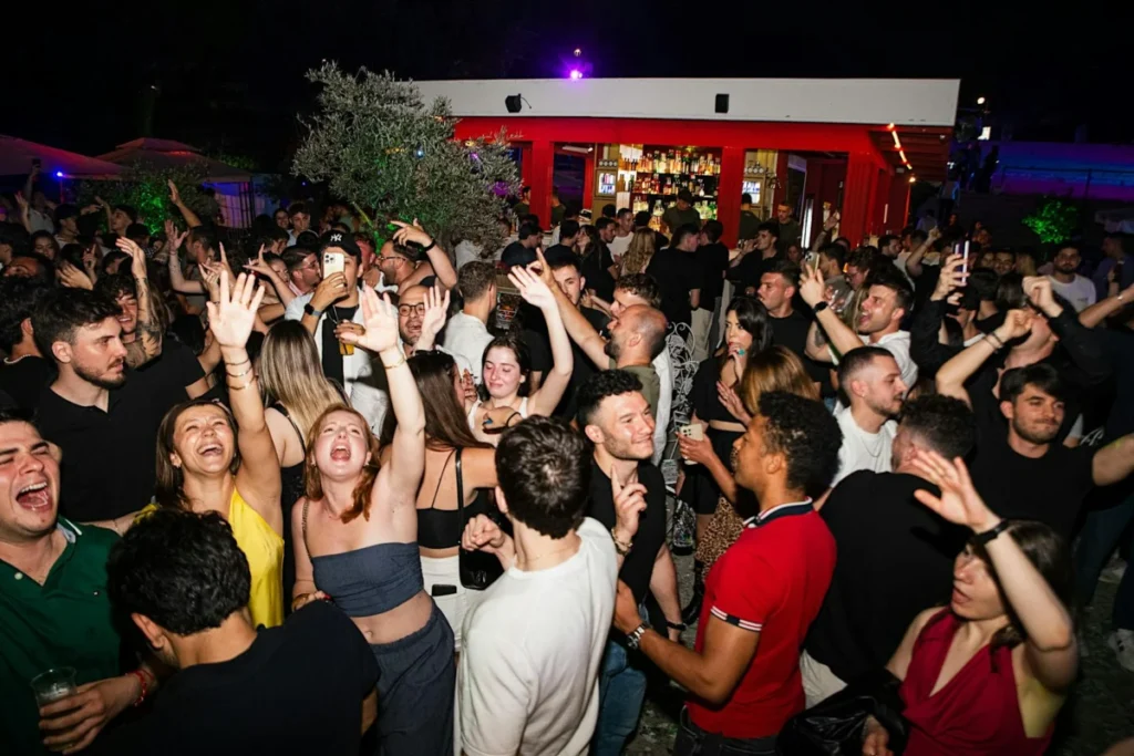 Socializing & Party Night a Roma 2026